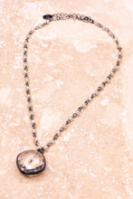 Load image into Gallery viewer, Ariel Necklace in Cream