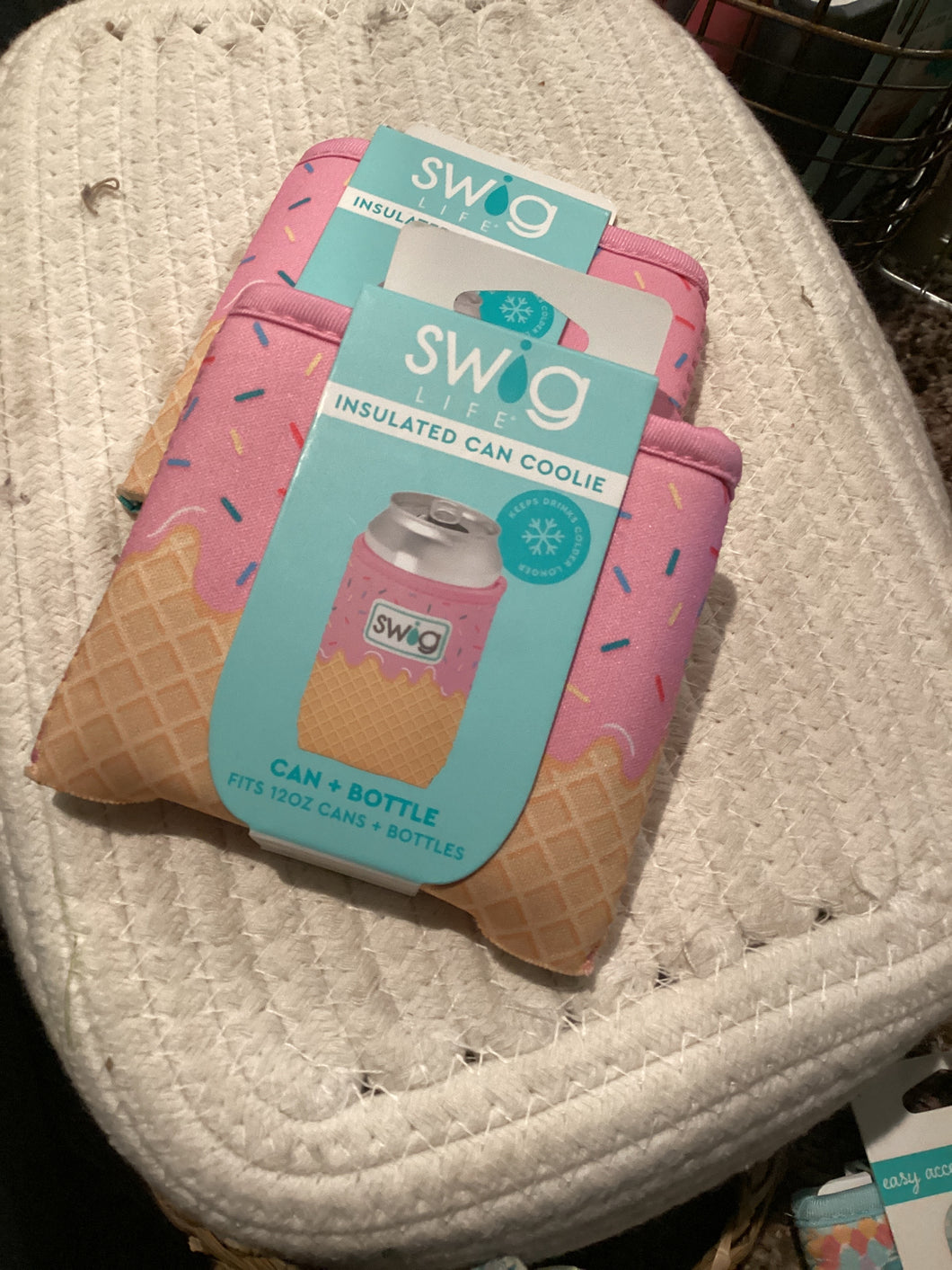 SWIG Insulated Can Coolie Scoop there it is 12oz