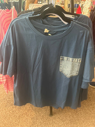 Denim pocket navy top