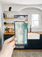 Load image into Gallery viewer, Sweetie Spoons™ Spoon + Fork Set: Mint(Crews)