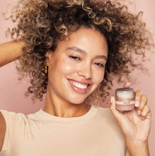 Load image into Gallery viewer, Light Volumizing Rice Protein Dry Shampoo with Puff