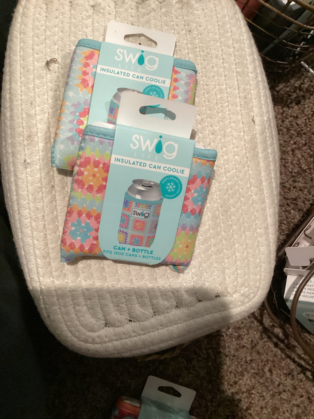 SWIG Insulated Can Coolie Close Knit 12oz