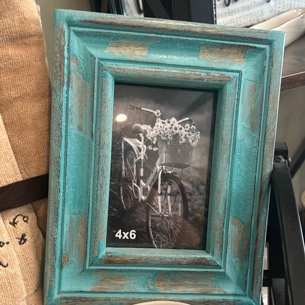 Turquoise frame