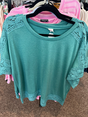 Teal top